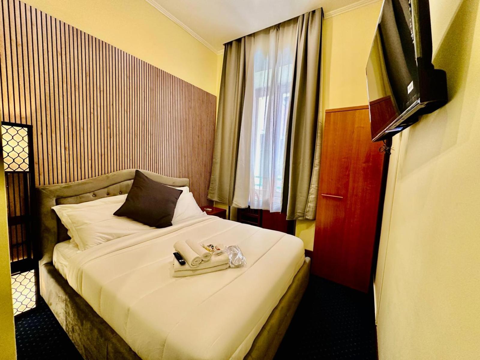 Place Hotel 2*